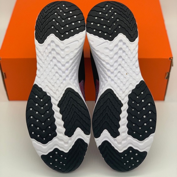 Nike Odyssey React 2 Flyknit - Picture 6 of 11